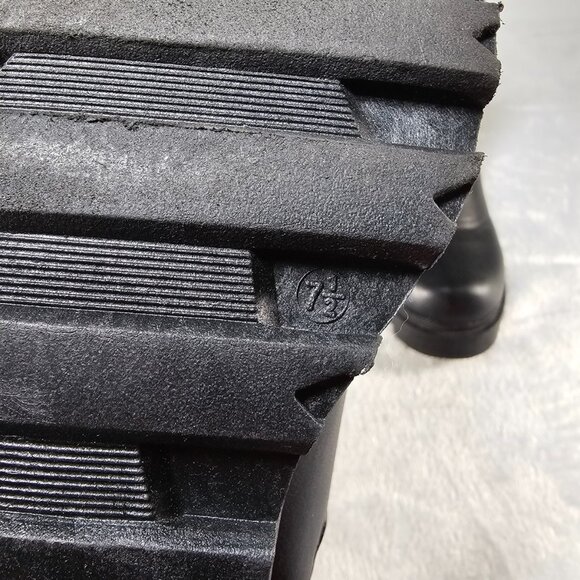 Wild Diva Faux Leather Chunky Lug Sole Block Heel Combat Booties-Black-SZ 7.5 - Picture 7 of 7